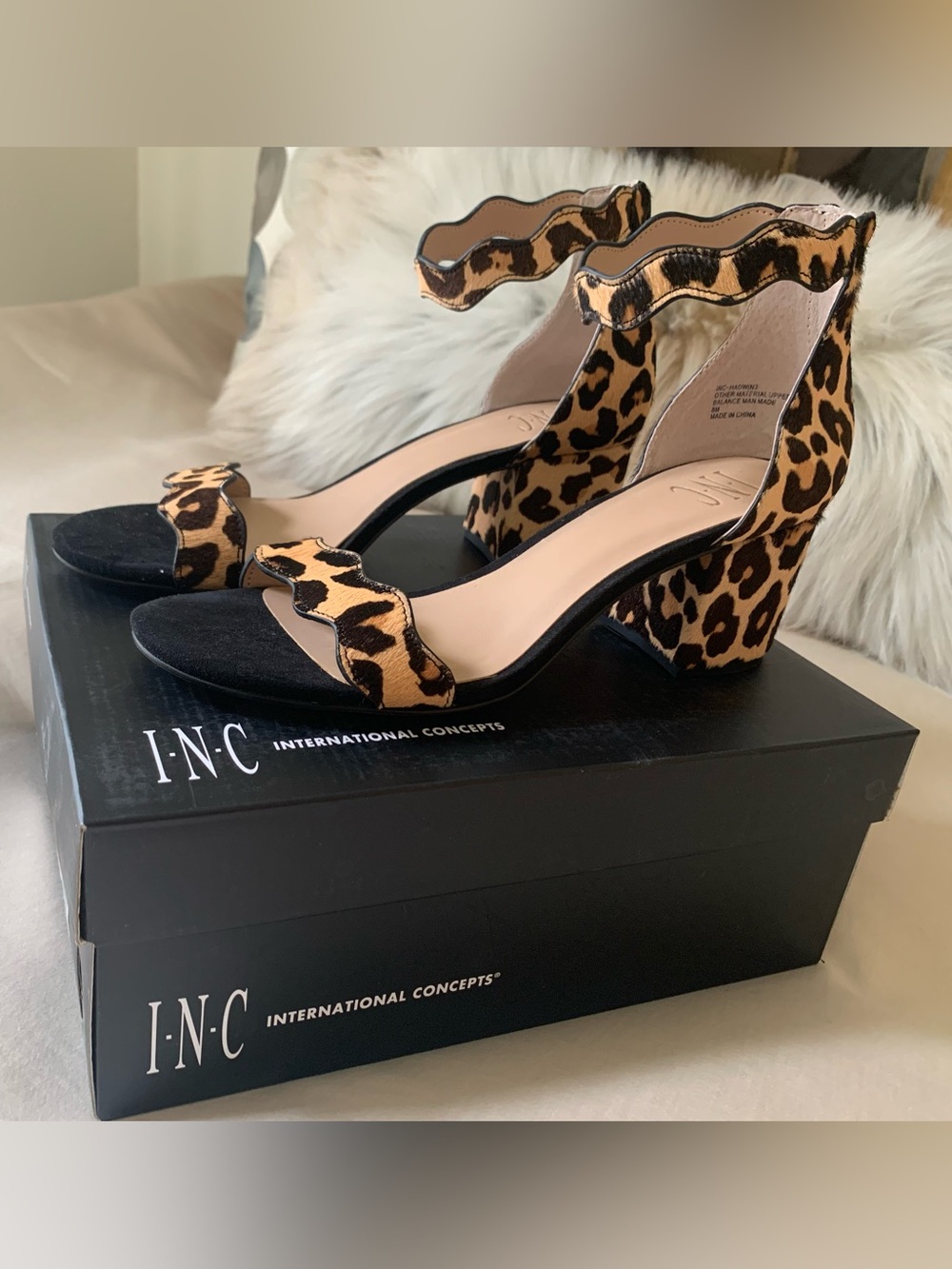 NEW INC Leopard Print Strapo Heel Sandals - Black/Tan size 8